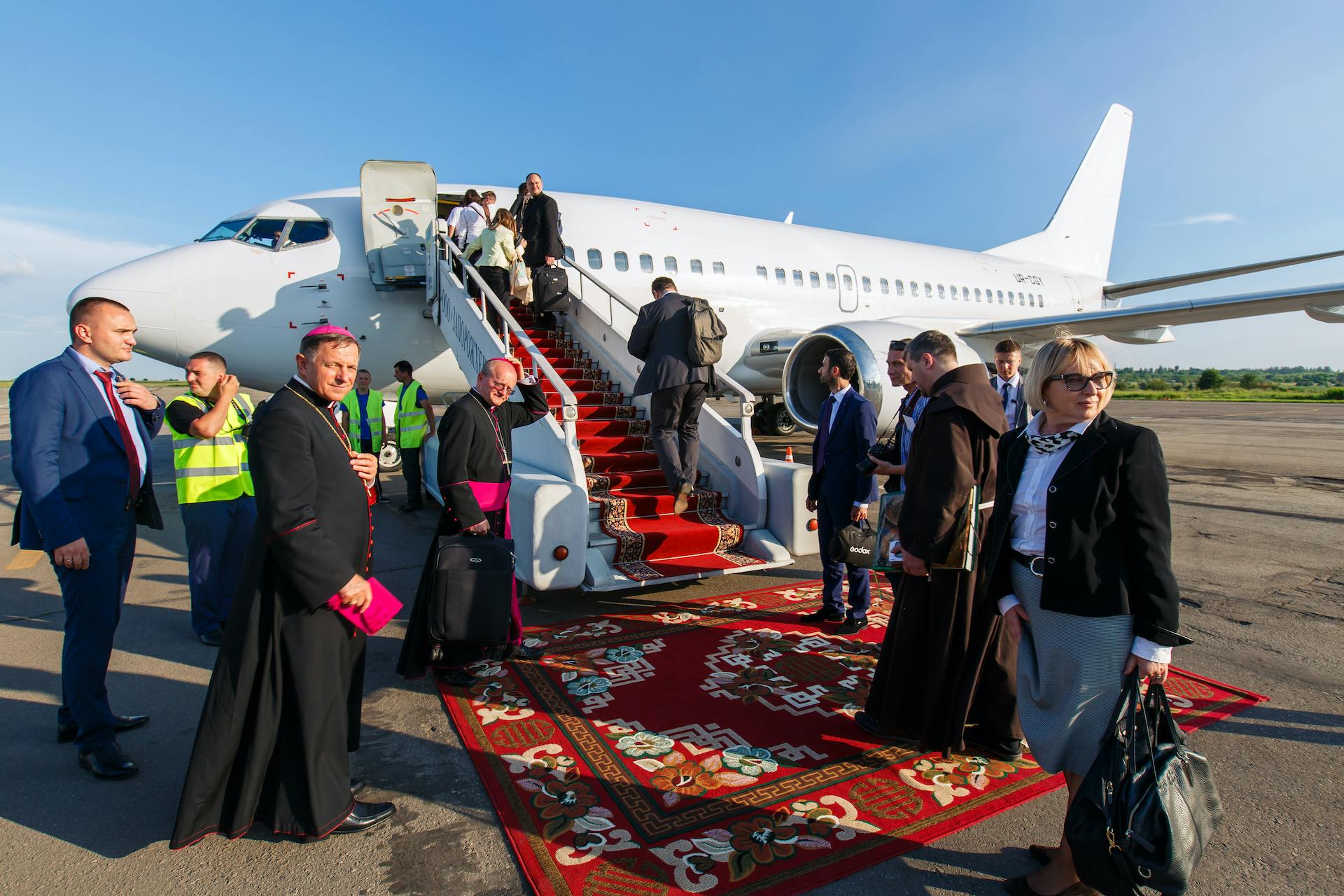 Private charter flights offer pilgrims comfort for their religious travel plans. #caption: Charter flights are made-to-measure and offer unparalleled levels of comfort, safety and privacy.