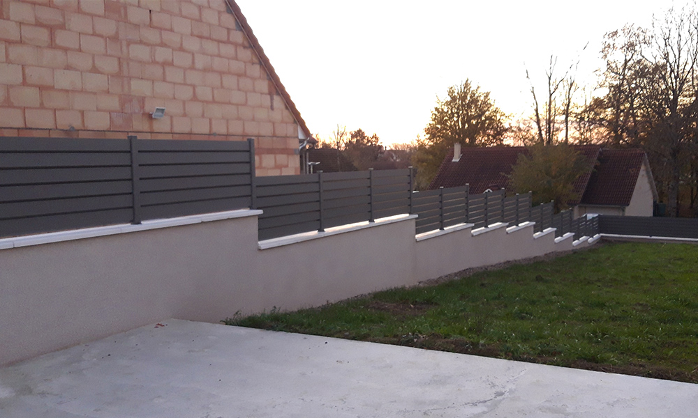 Clôture extérieure Menuiserie Caséo