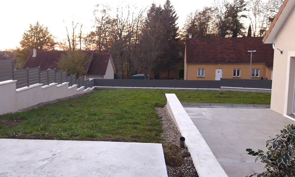 Menuiserie clôture extérieure Caséo