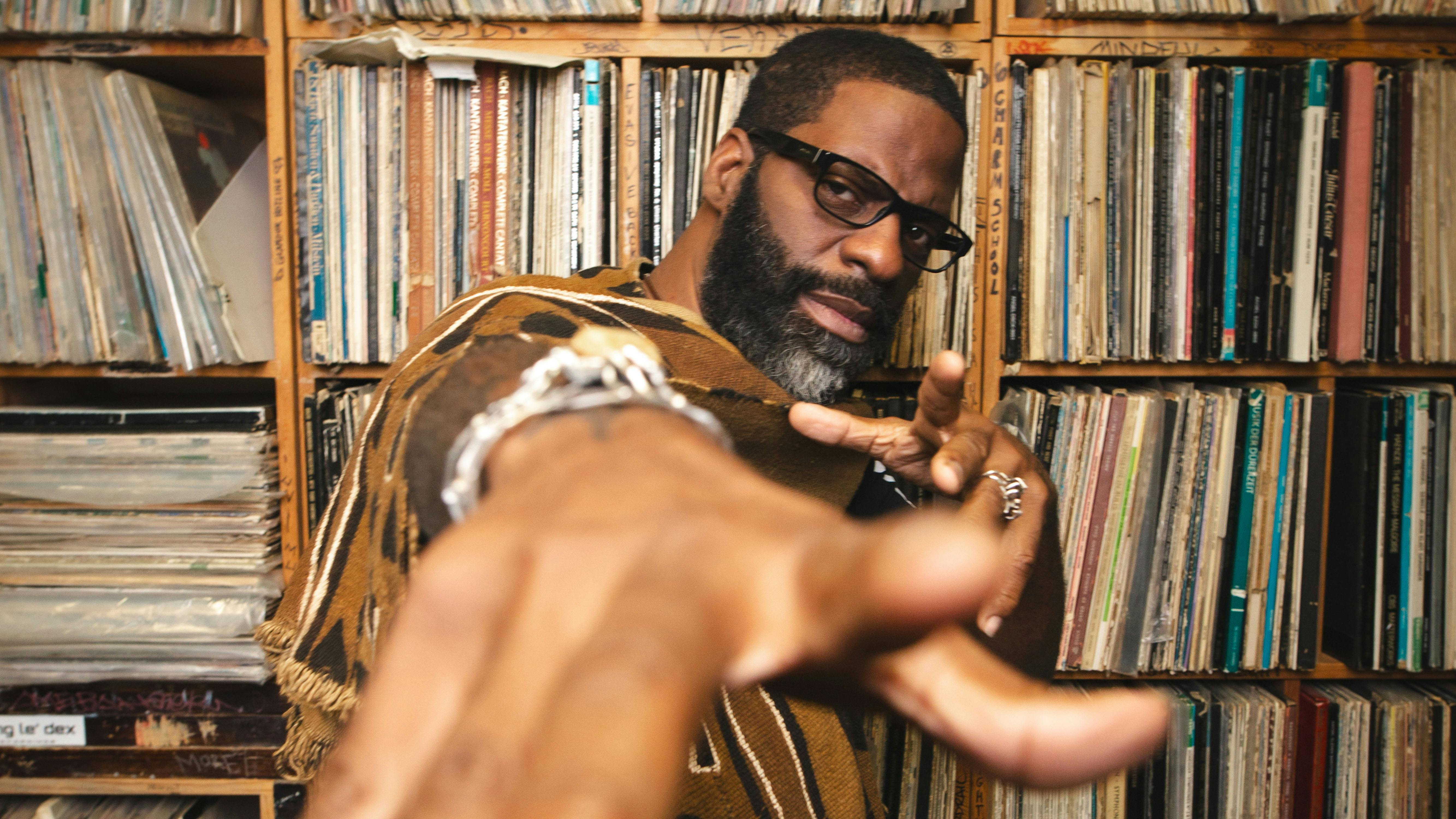 https://images.prismic.io/gse-prod/ZkJ0TkFLKBtrW1S1_Rhymefest-banner-image.jpg?auto=format,compress?auto=compress,format