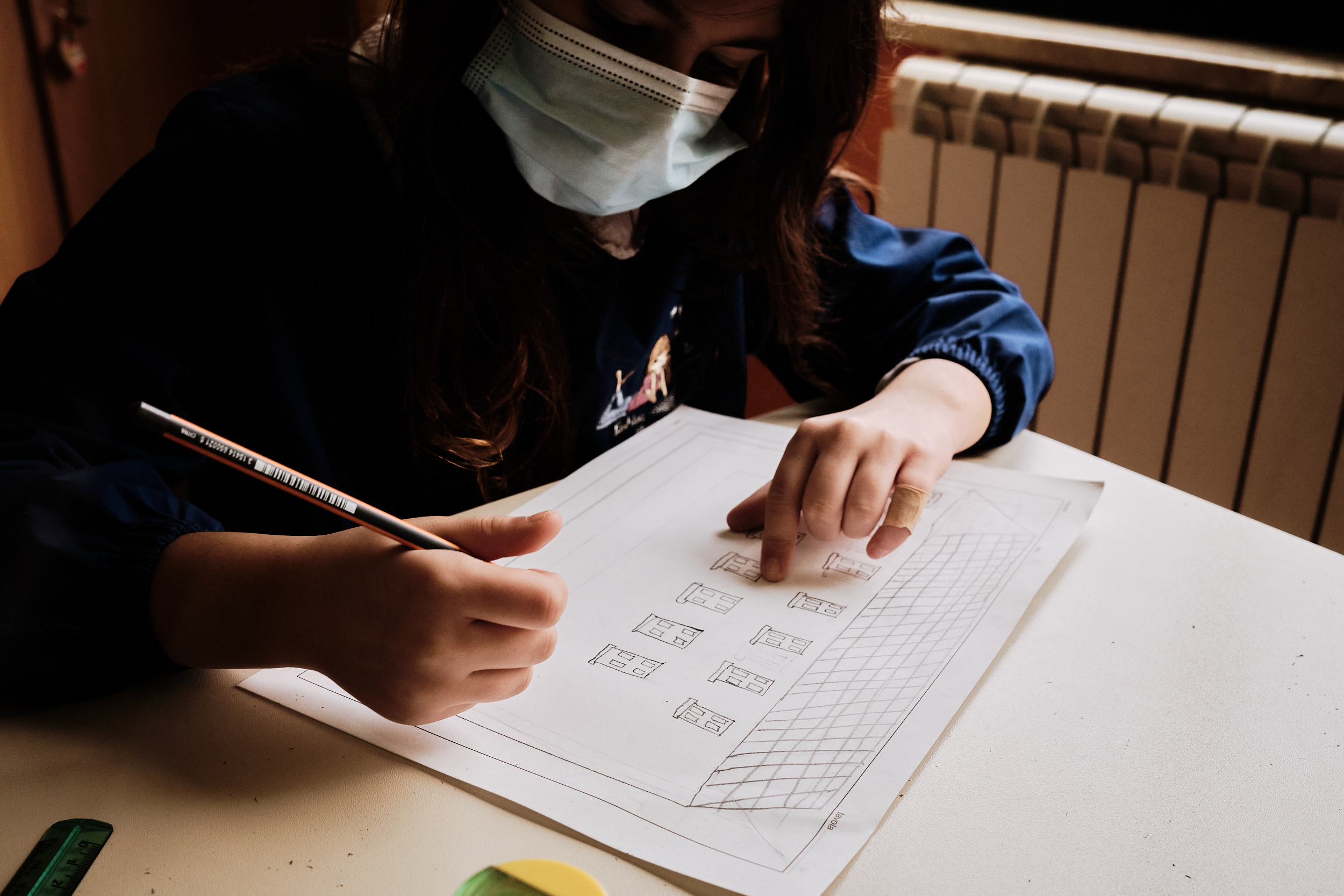 Students interpret the idea of Home - Workshop at Direzione Didattica Iv Circolo Elementare Marconi school at Trapani-Milo, Sicily. December 2021