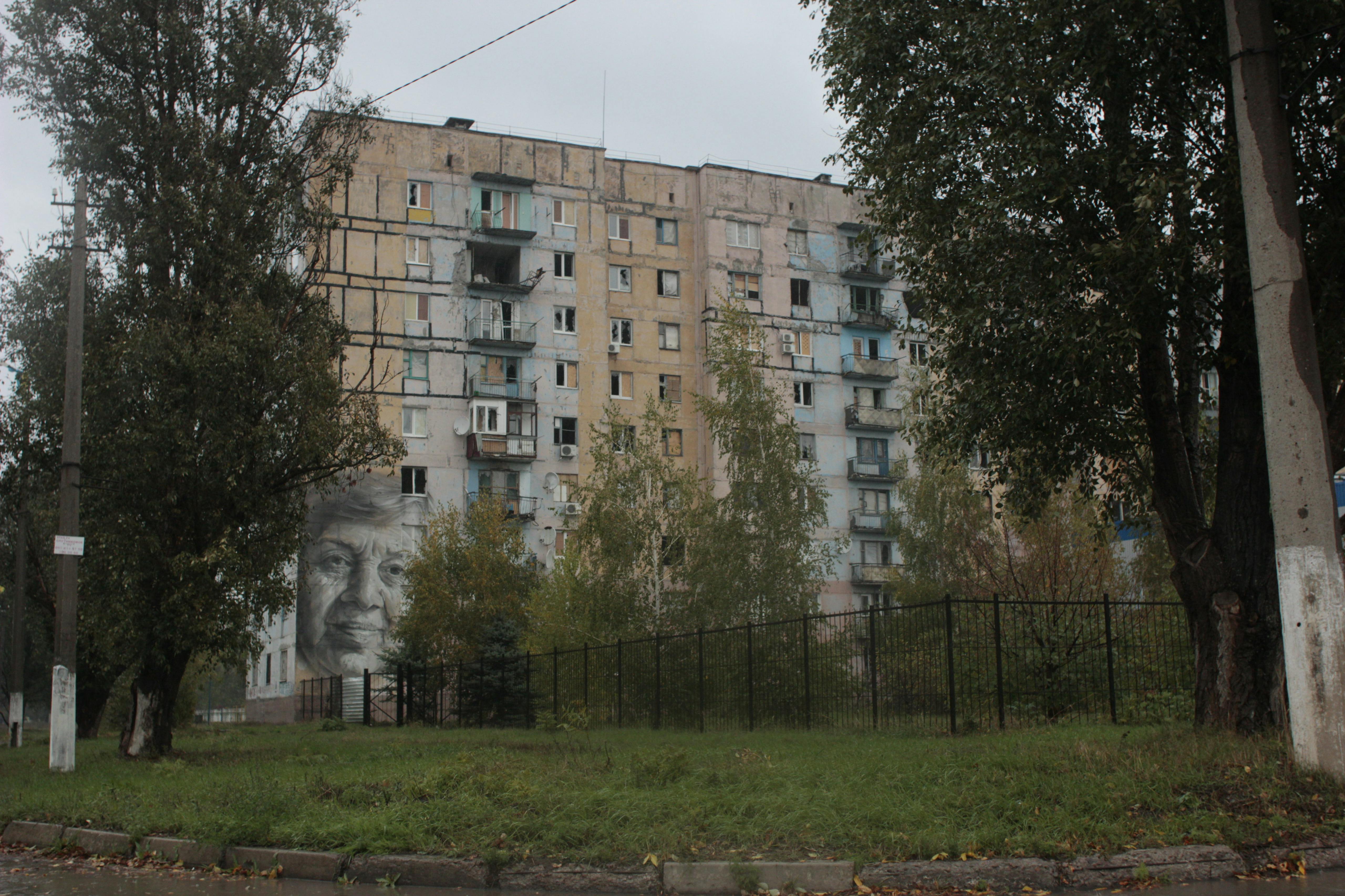 Finished piece on day two, Avdeevka, Ukraine. October 2016 Photograph: Anton Kuleba