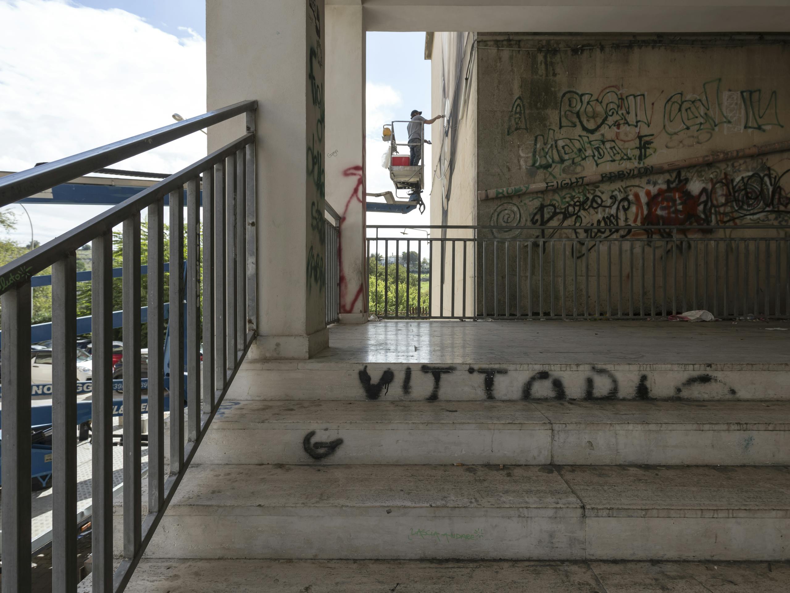 Work in progress from the steps of the Marsala. Ragusa, Sicily, Italy. October 2017 Photograph: Marcello Bocchieri