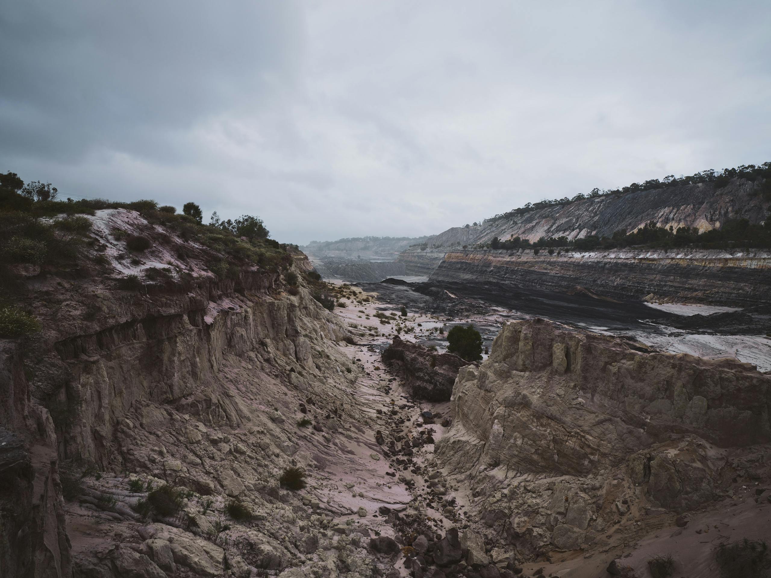 Coal mining landscapes, Western Australia, September 2020 Guido van Helten