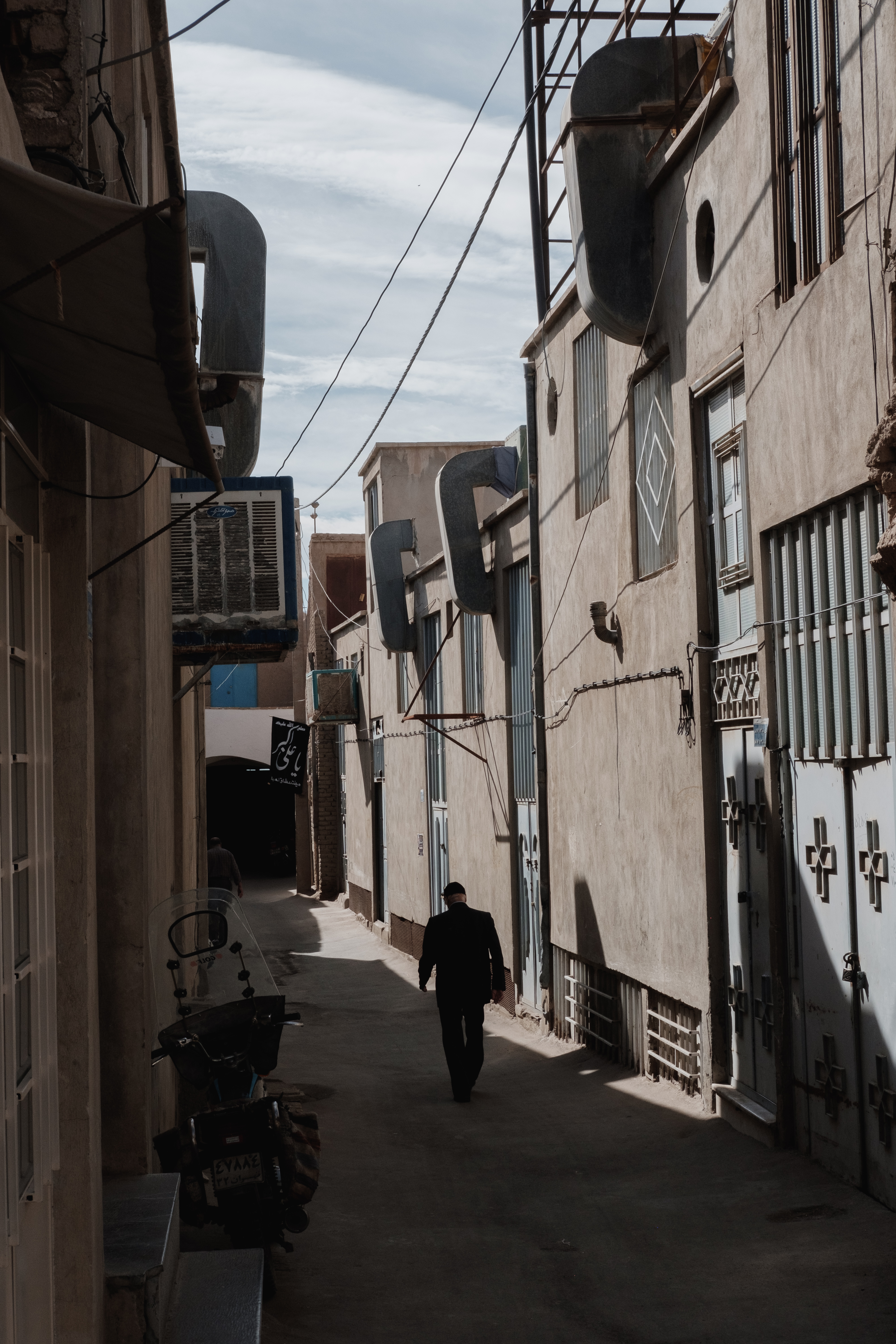 Streets Kashan, Iran. November 2018 Photograph: Guido van Helten