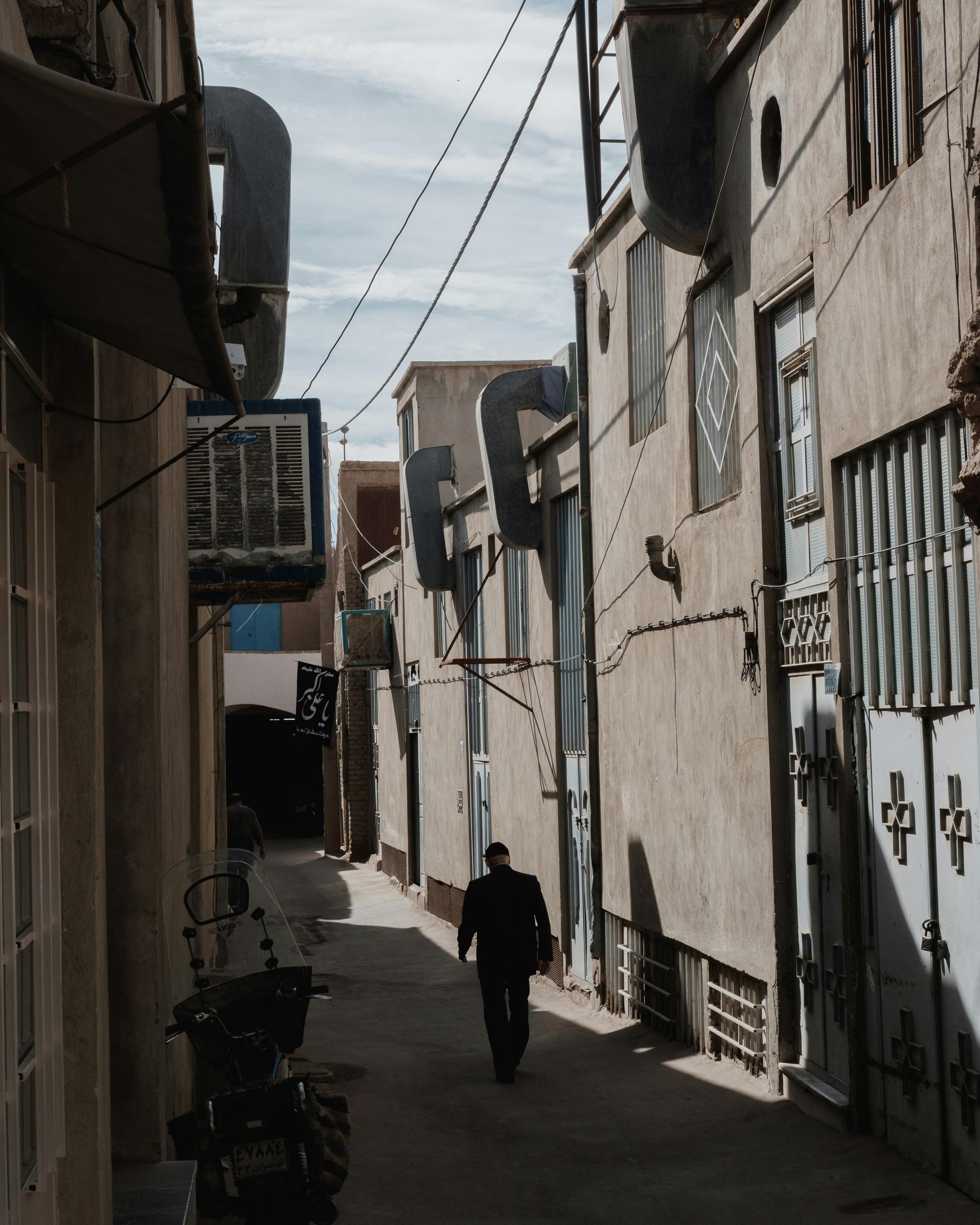Streets Kashan, Iran. November 2018 Photograph: Guido van Helten