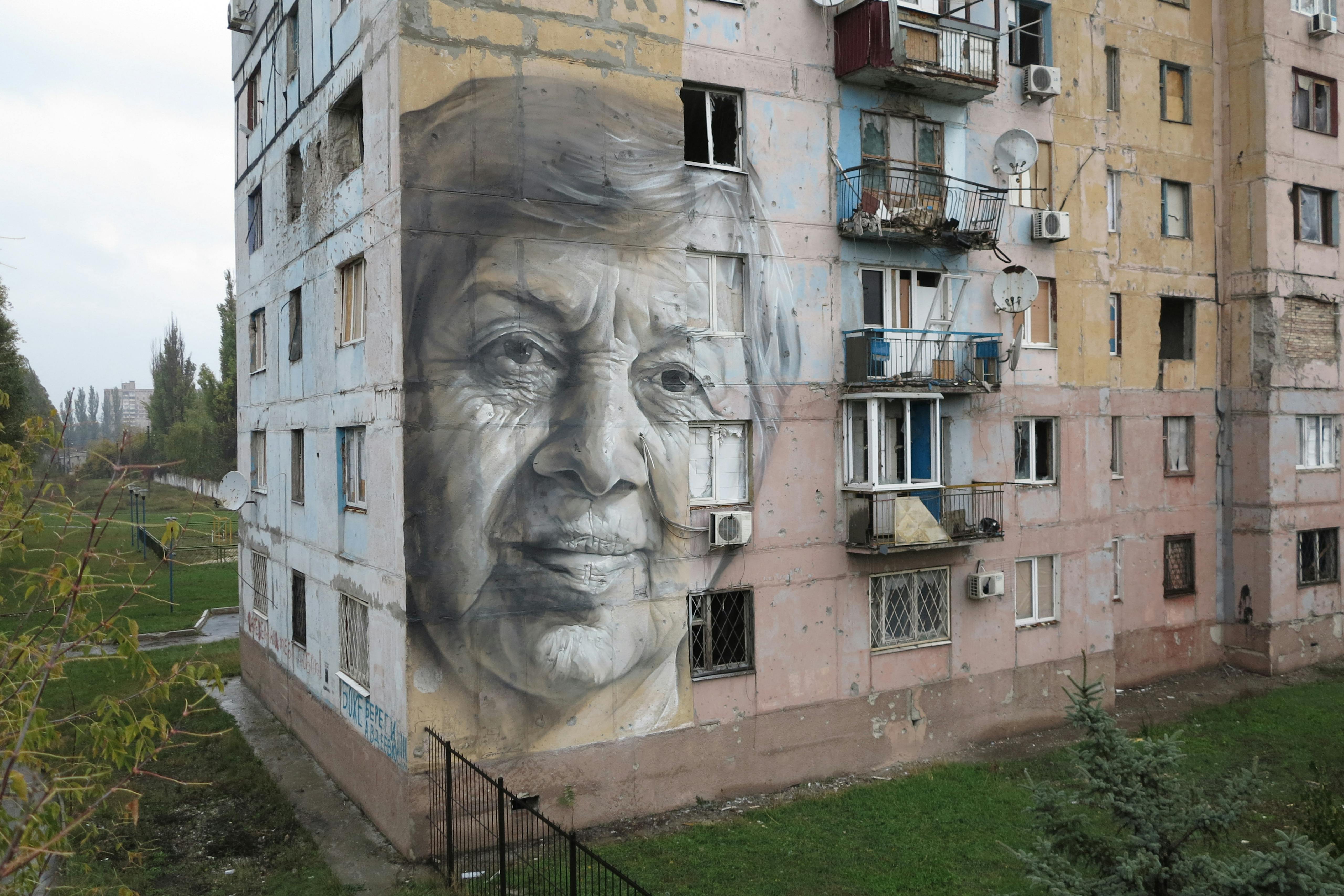 Completed work for Art United Us, Avdeevka, Ukraine. October 2016 Photograph: Anton Kuleba