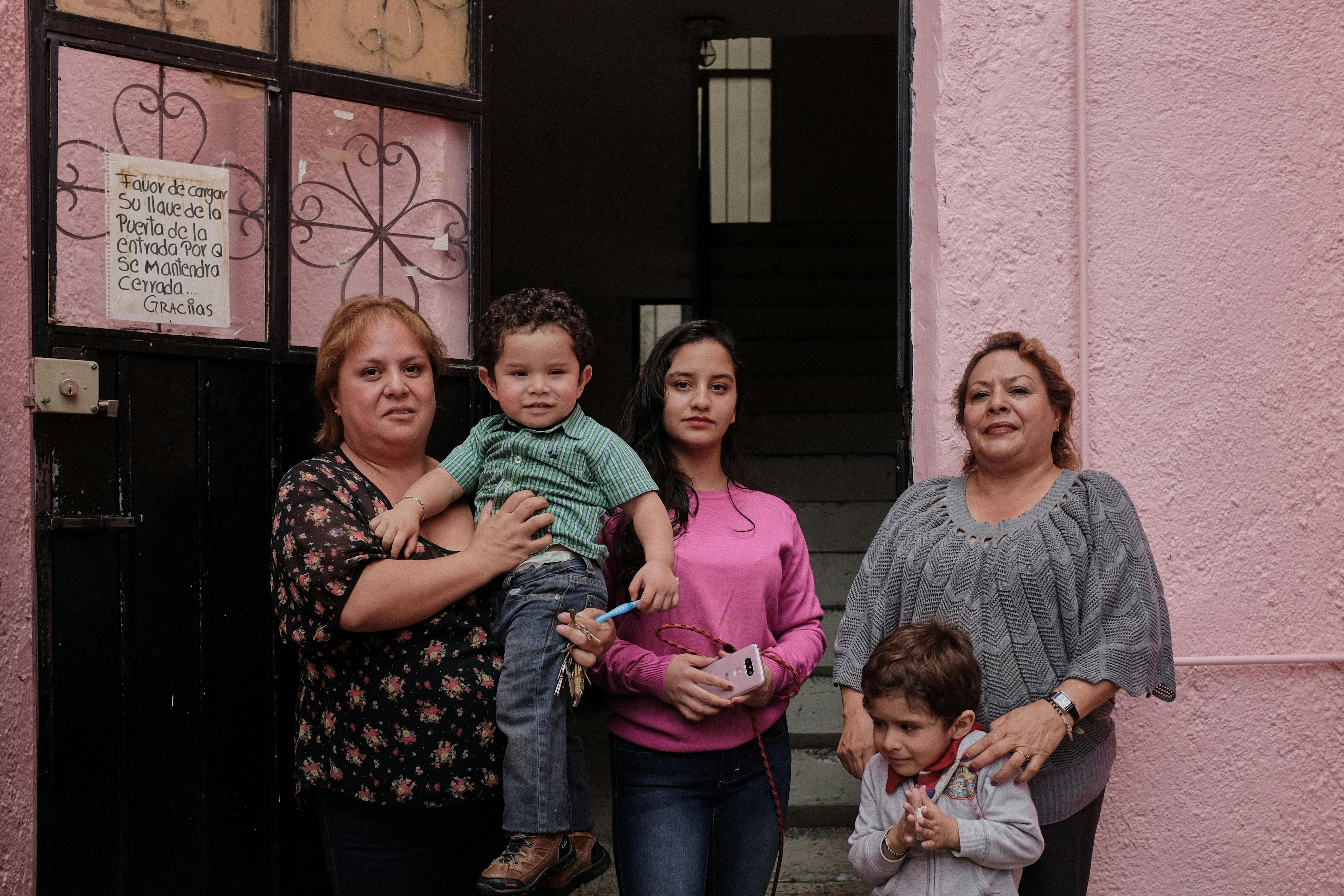 Residents at the murals location, Ecatepec, Estado de México, Mexico. July 2016 Photograph: Guido van Helten