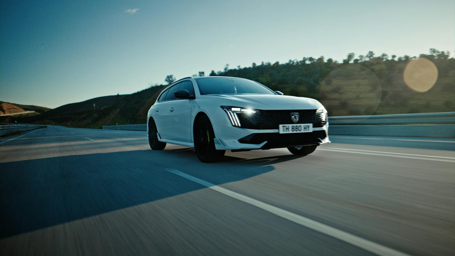 peugeot_508_SW_guillaume_allantaz
