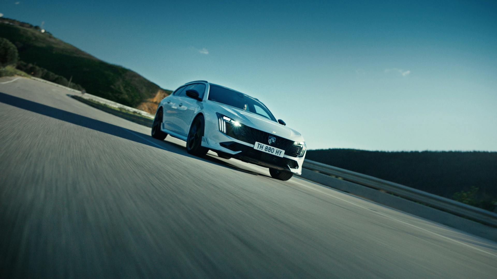 peugeot_508_SW_guillaume_allantaz