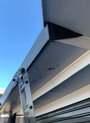 Internal gutter