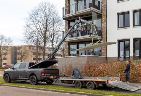 Installatie maatwerk haardwand