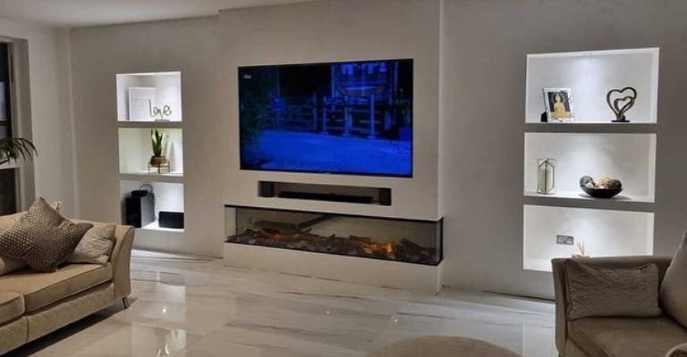 elektrische haard met tv erboven