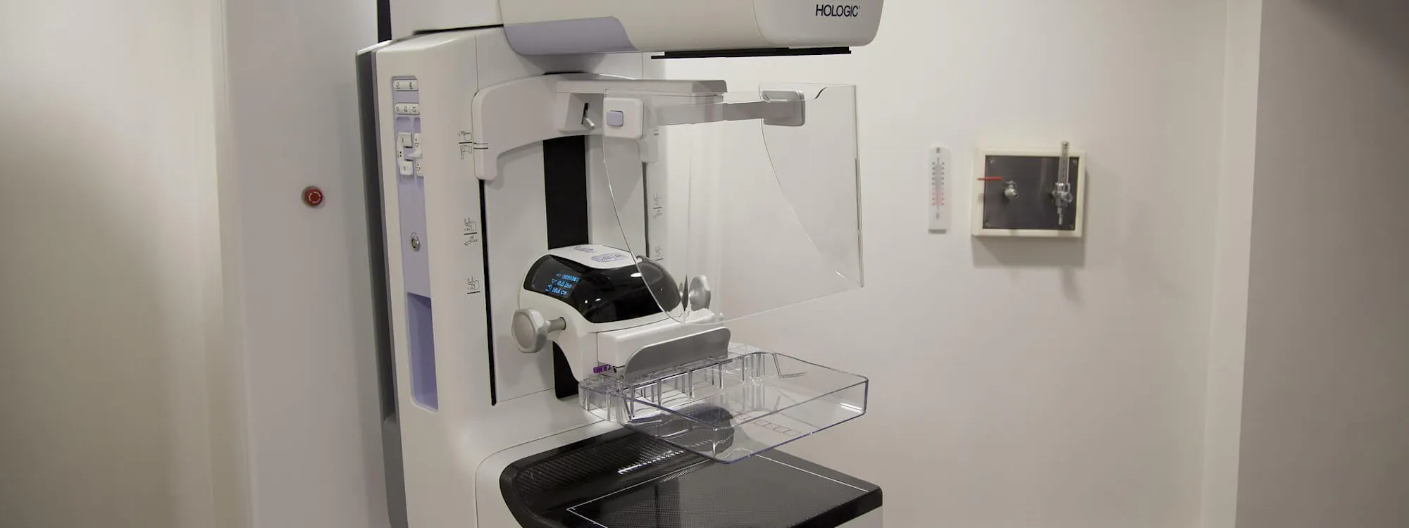Mammografie Gerät in einem Behandlungsraum
