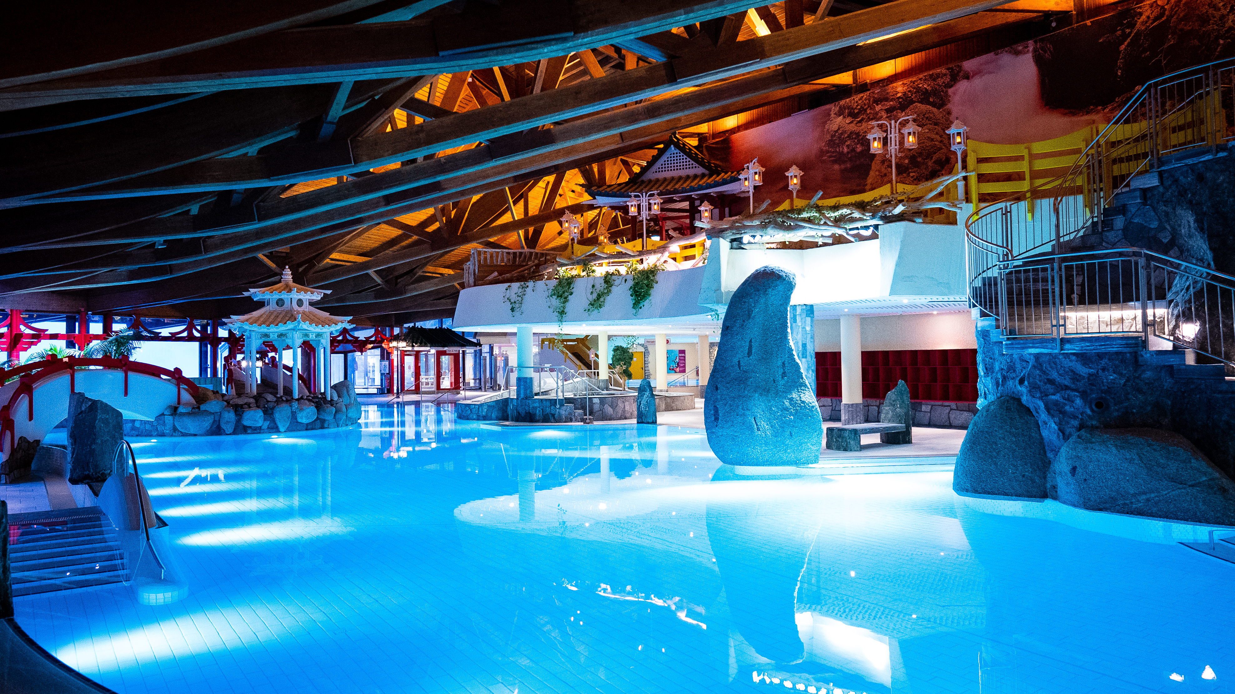 Innenbecken Kurhessen Therme