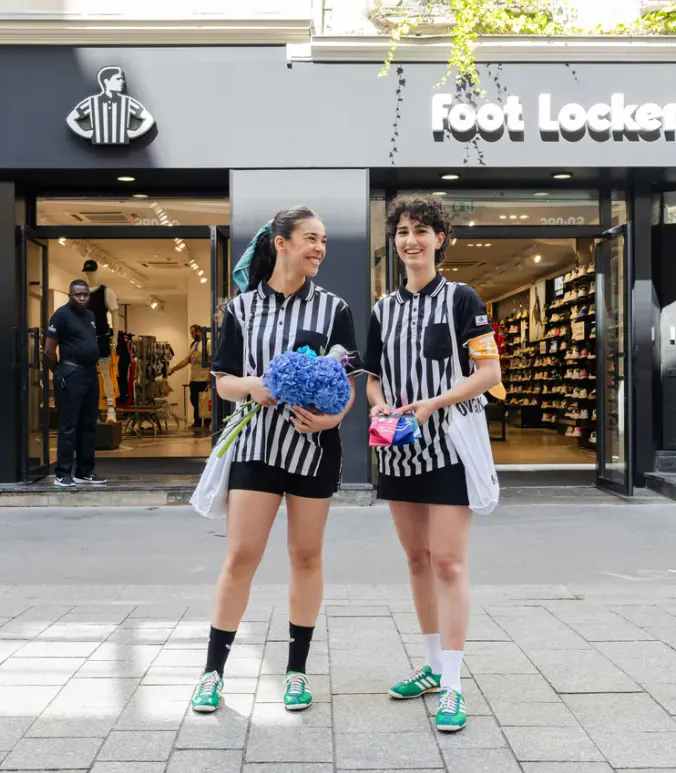 Animatrices commerciale lors d'une opération promotionnelle à Paris