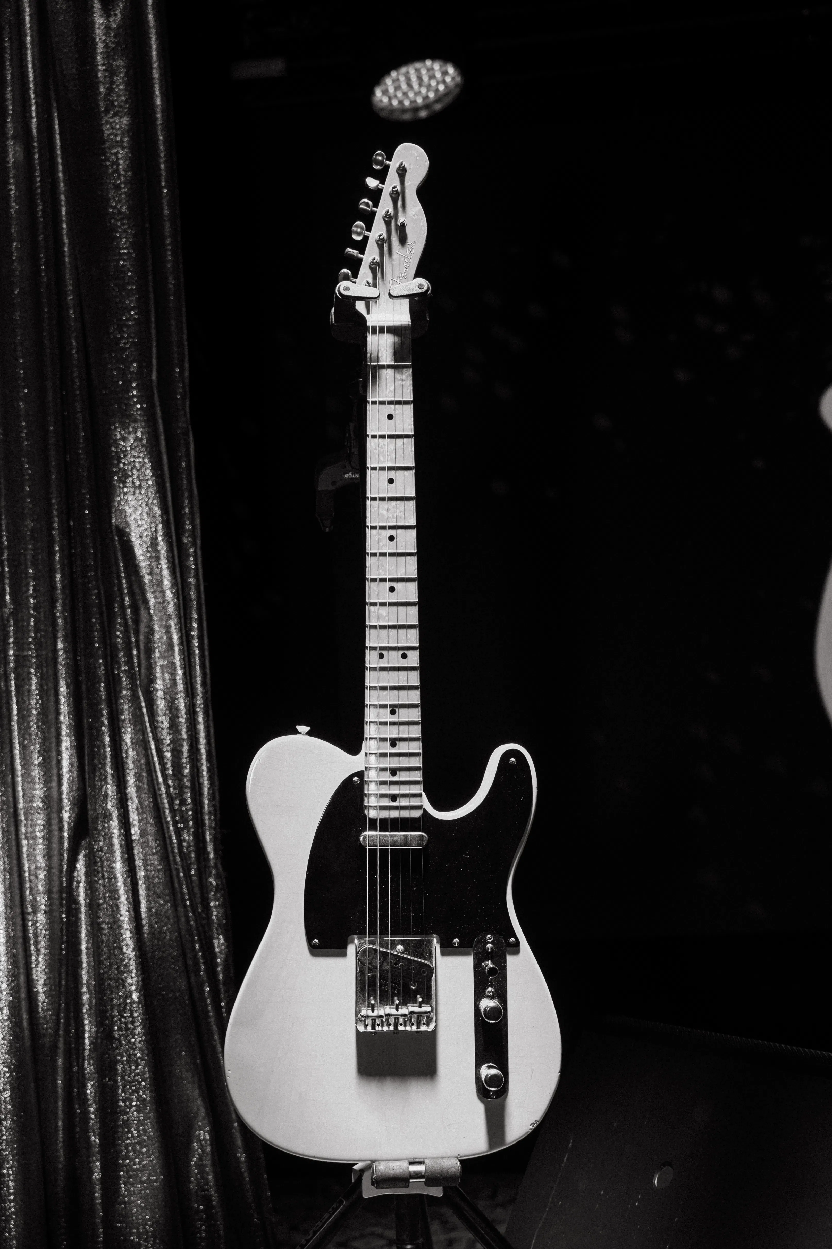 guitare Crossfire Hurricane - Halloween Agency
