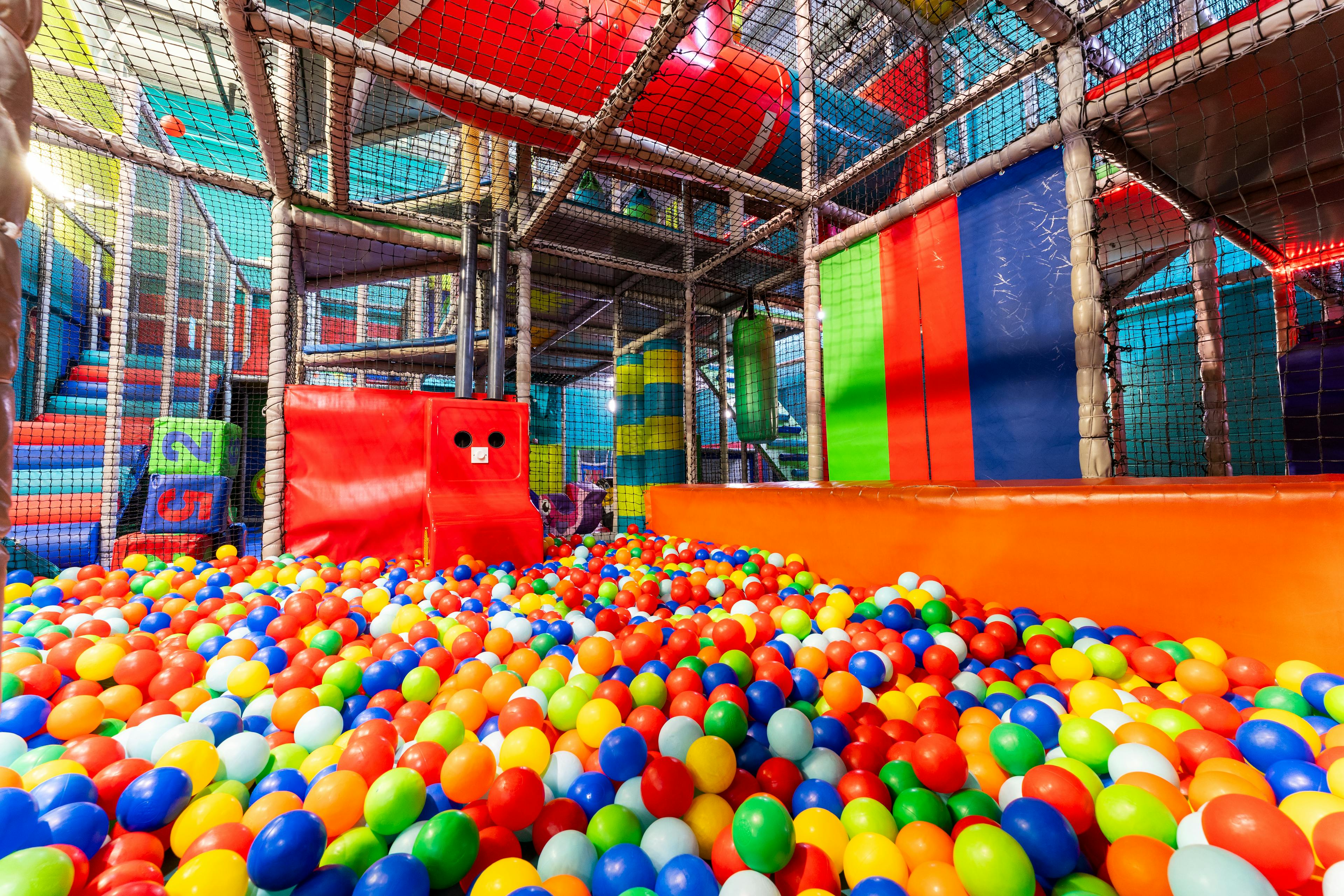 Topsy Turvy Soft Play in brent cross