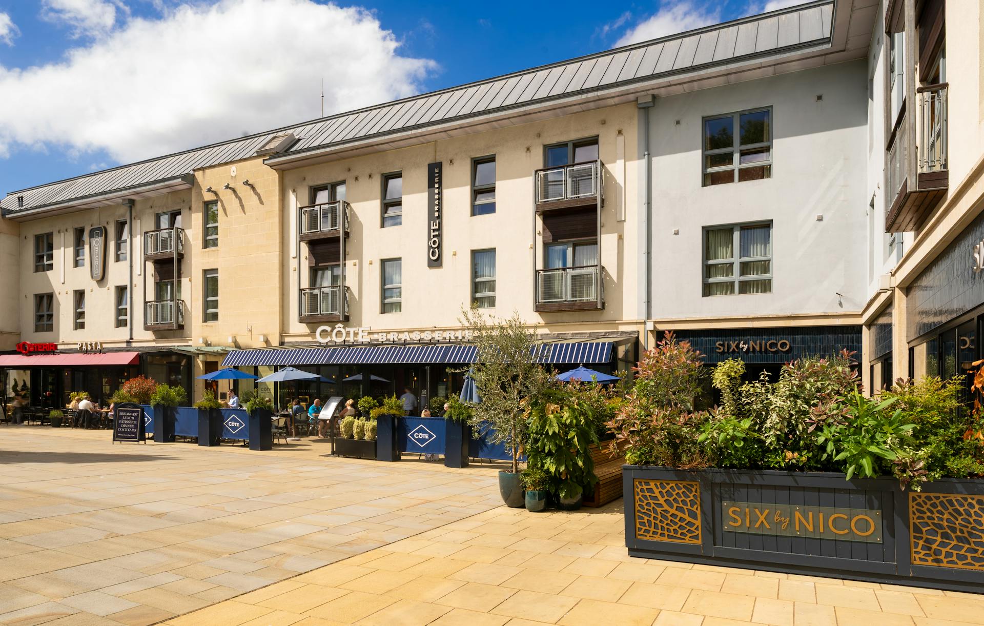 cabot circus from the outside