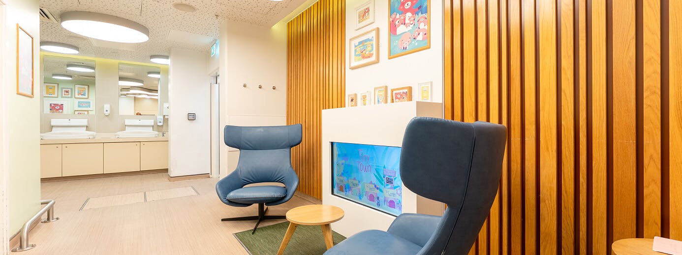 family changing room