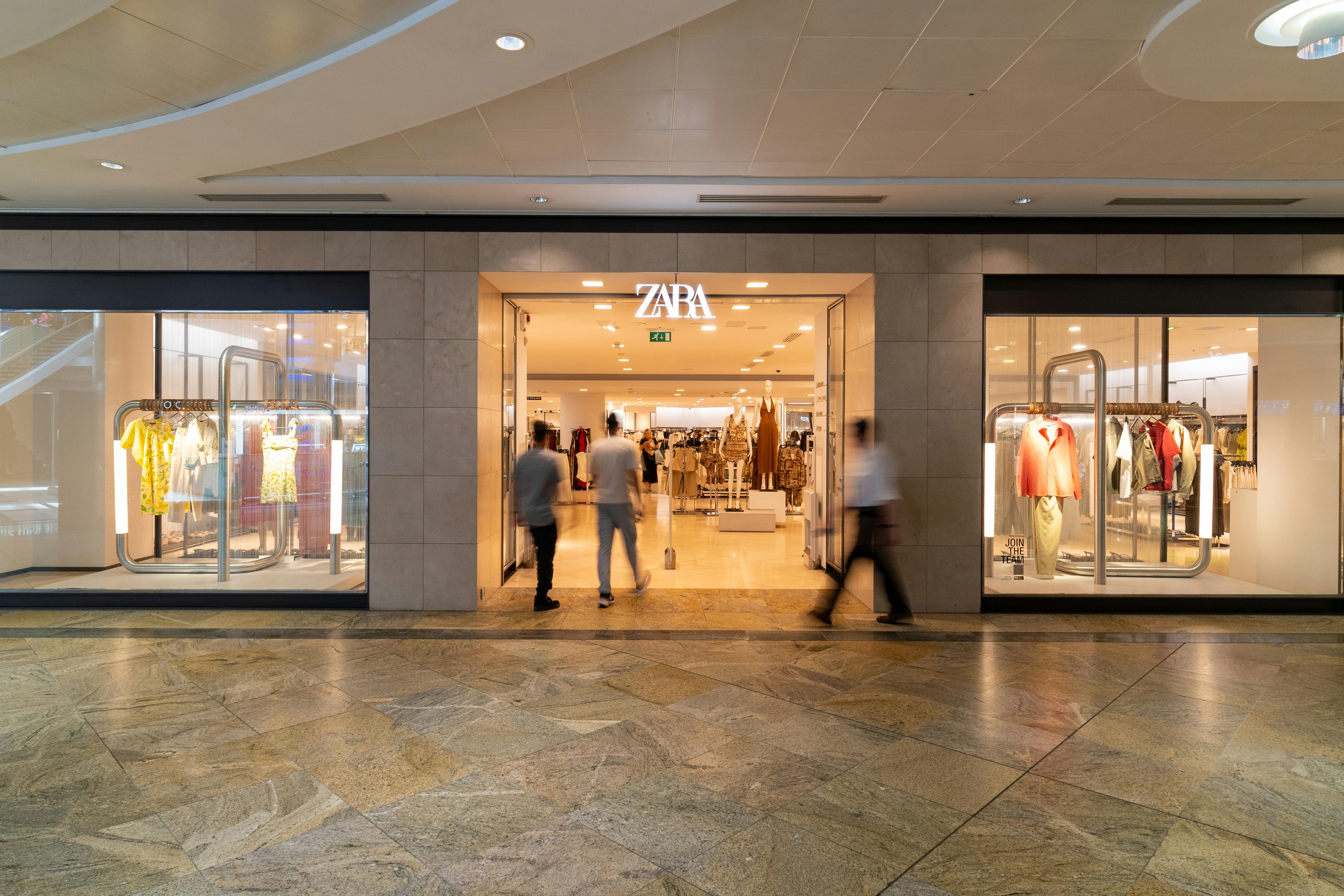Zara Storefront Westquay