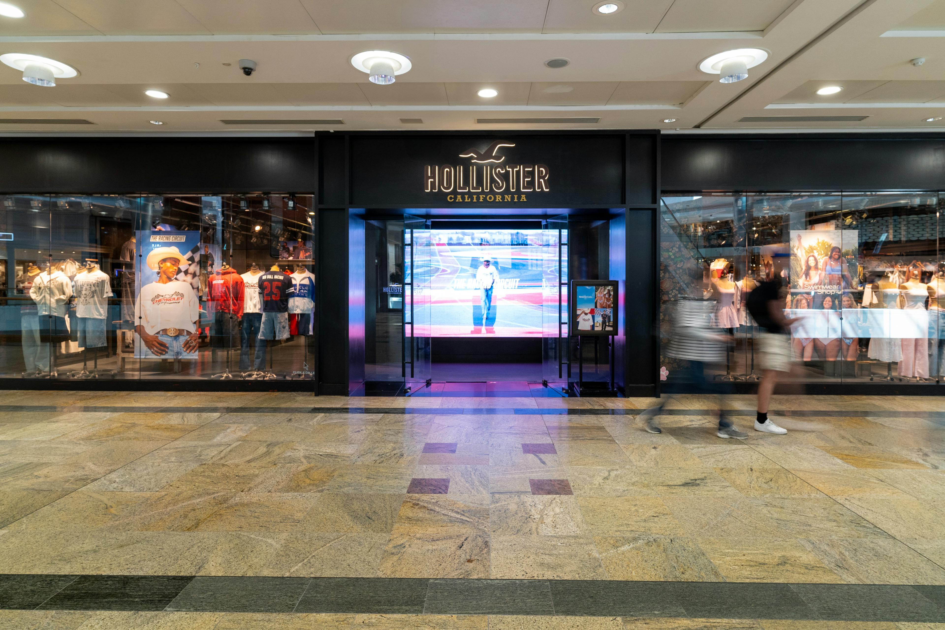 Hollister Storefront Westquay