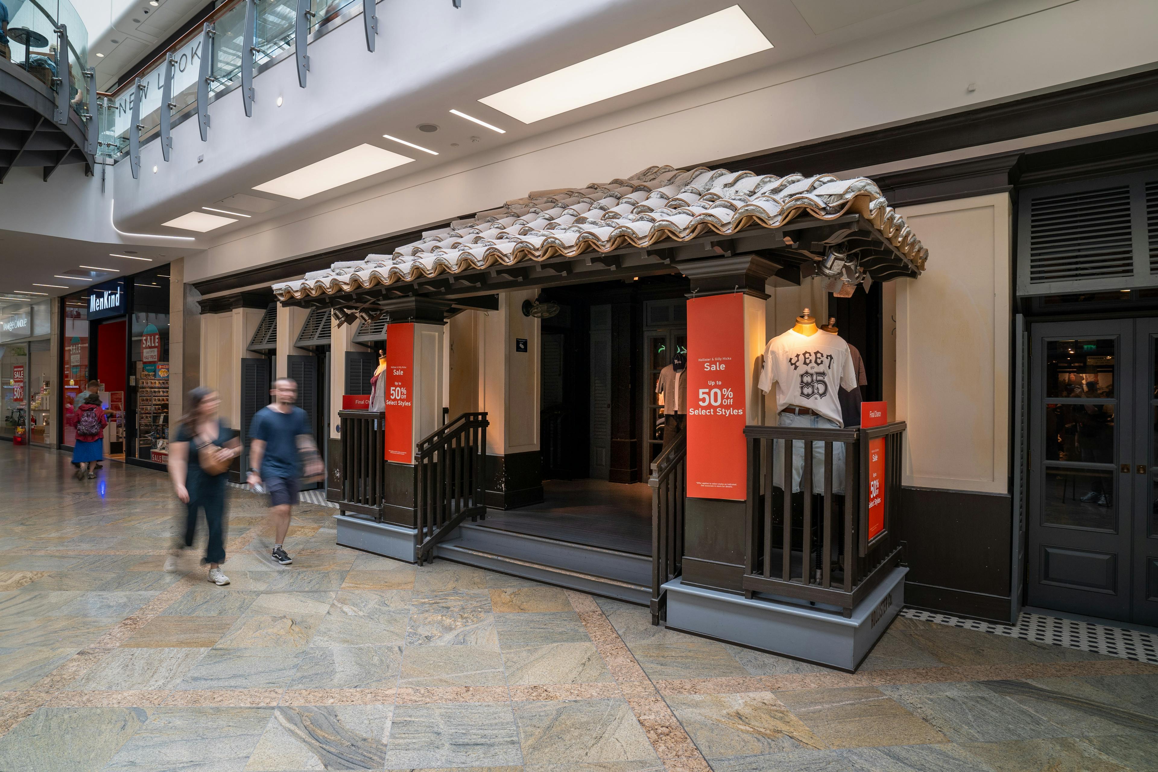 Hollister at The Oracle