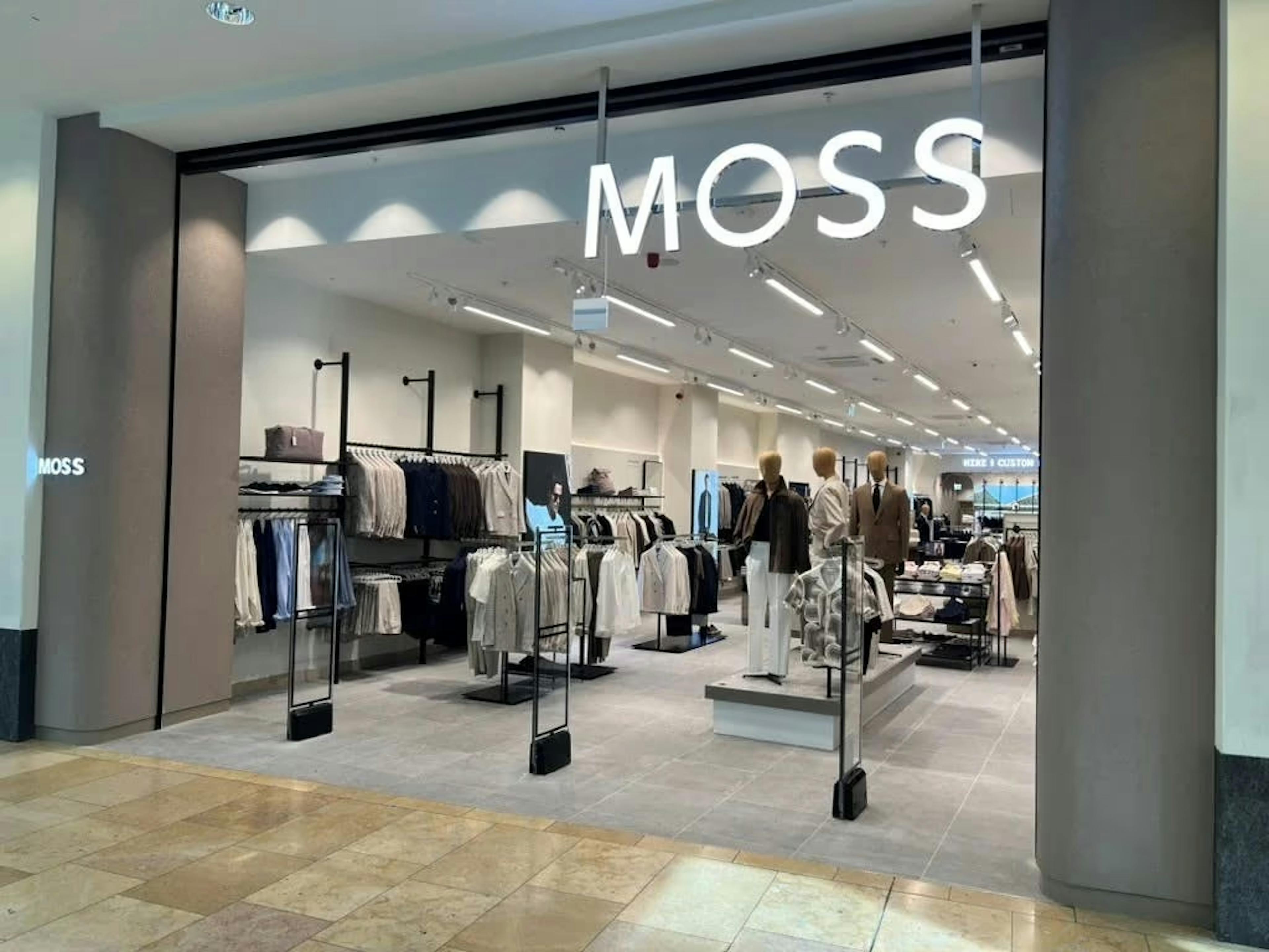 Moss Bullring Front-of-Store