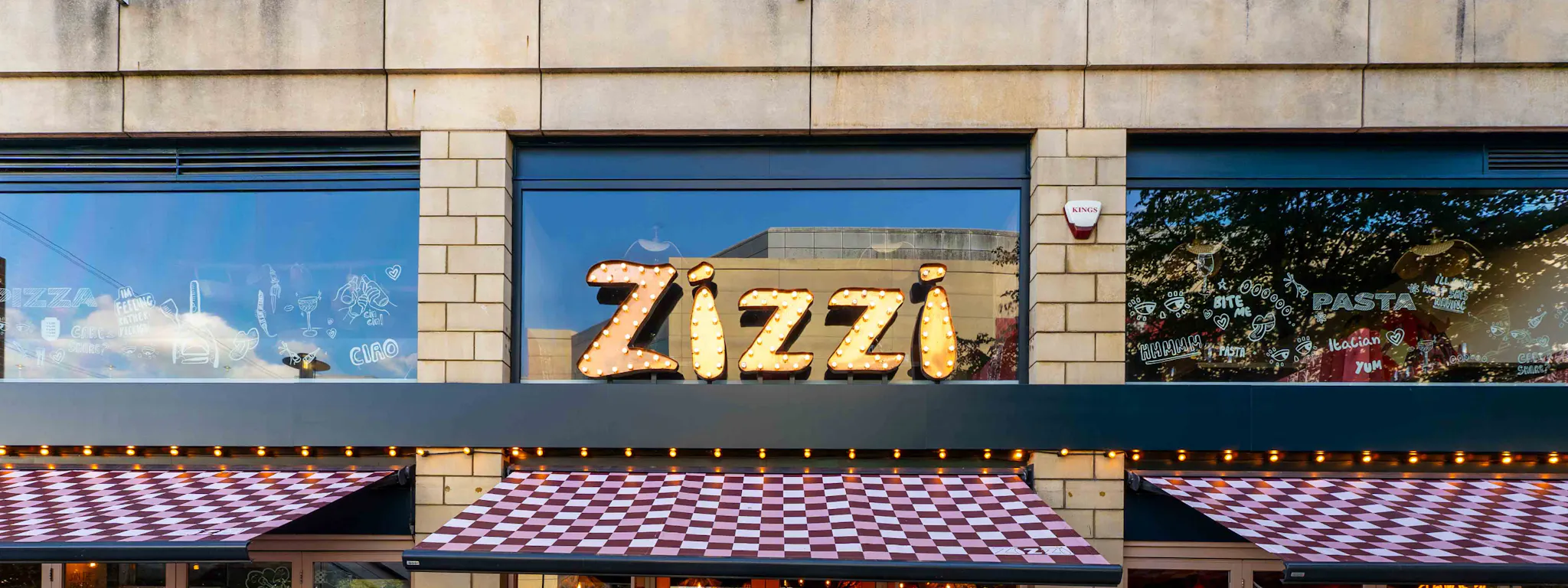 Zizzi in Reading | The Oracle Shopping Centre