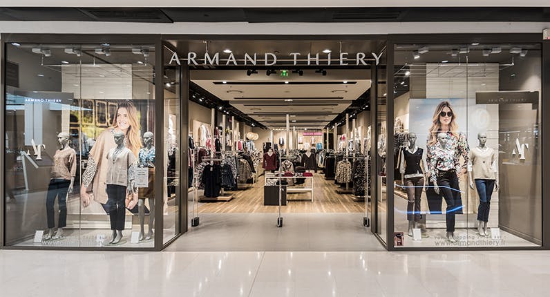 Armand Thiery Femme à Cergy