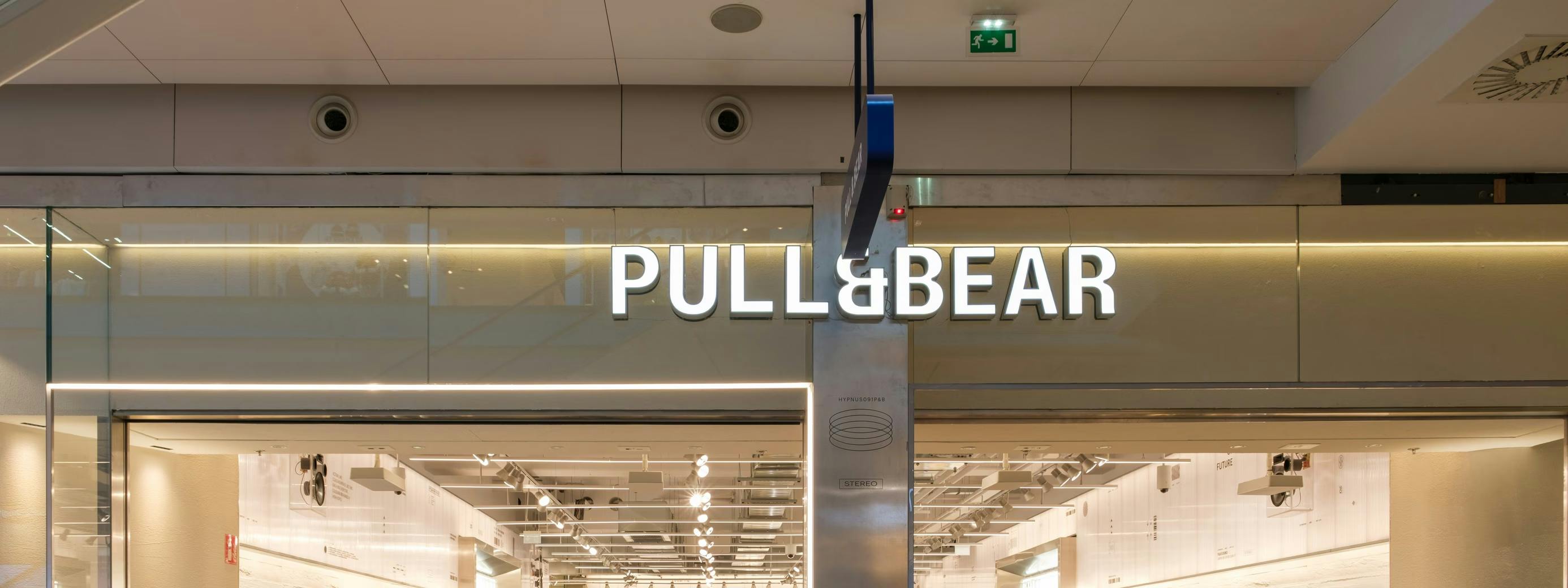 Pull & Bear Les Terrasses du Port