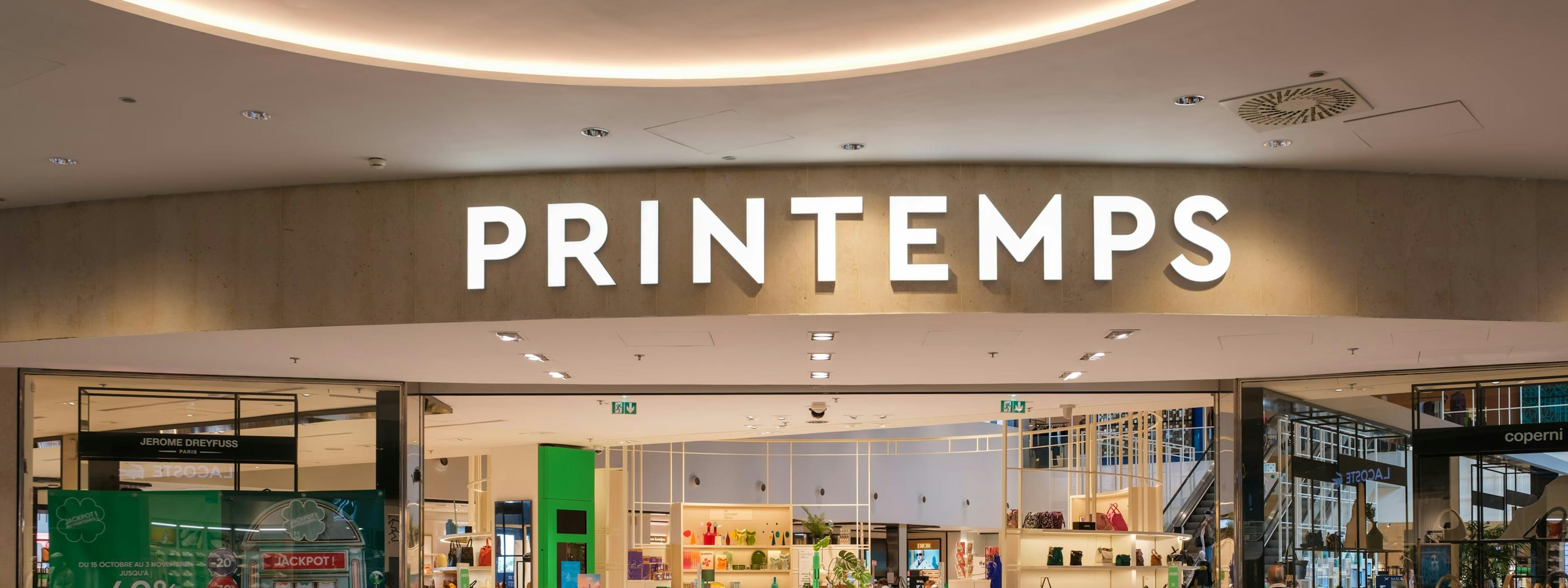 Printemps Les Terrasses du Port