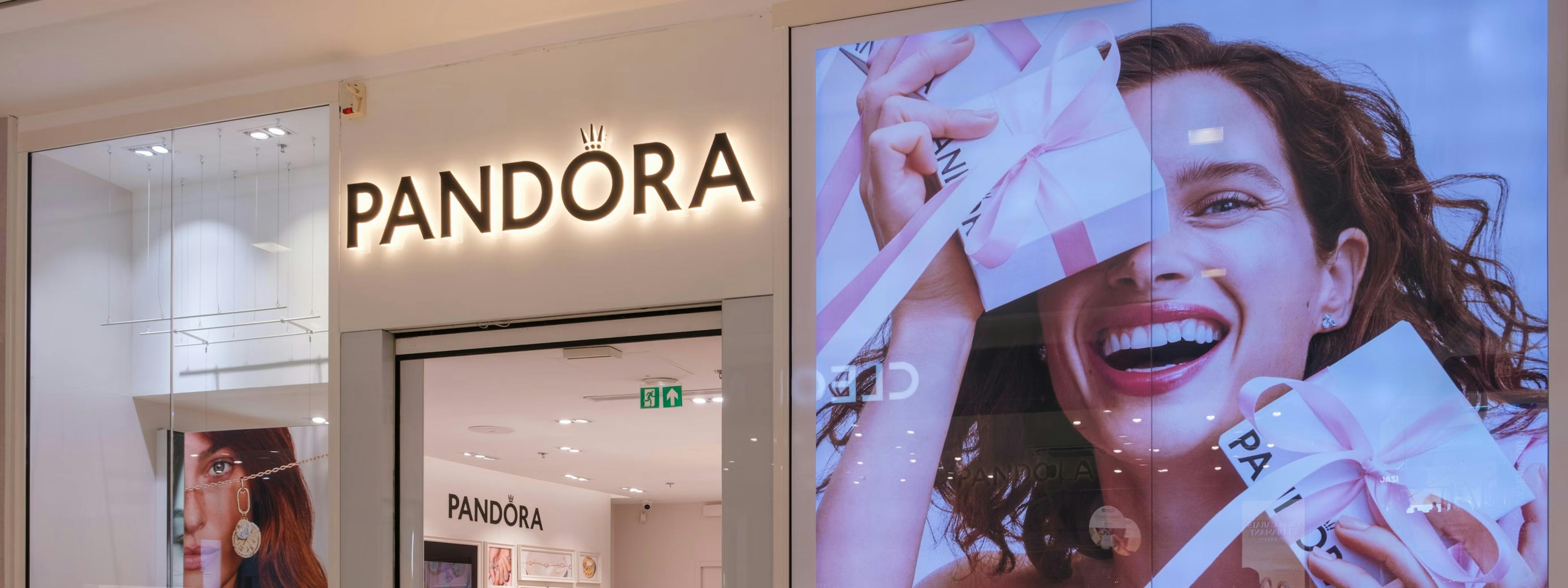 Pandora à Marseille | Les Terrasses du Port