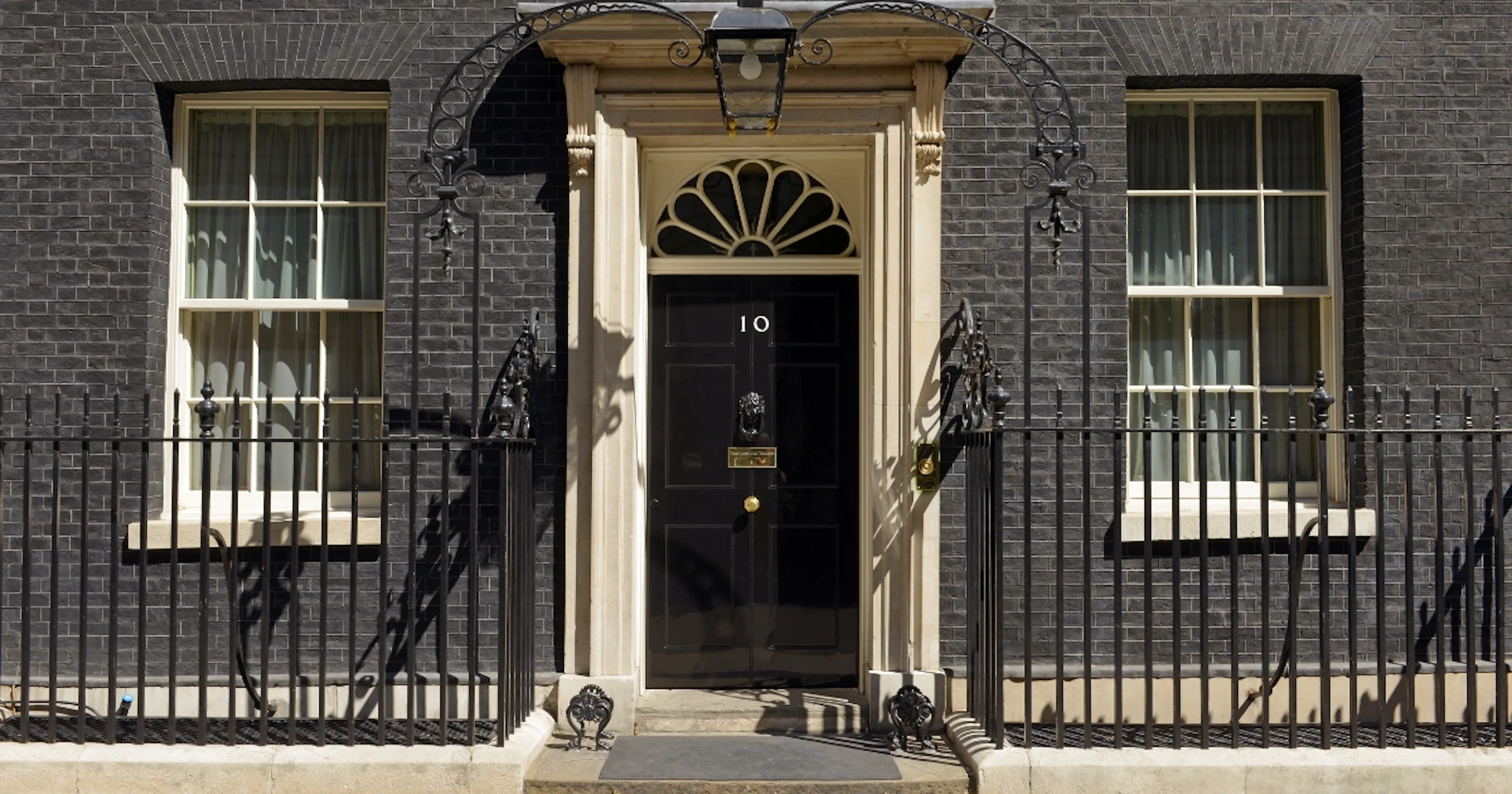 Number 10 Downing Street - Prime Minister announces business rate cut