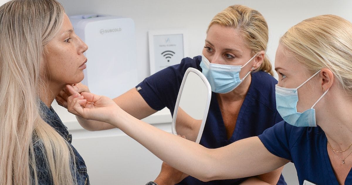 Facial examination patient consultation mentoring session