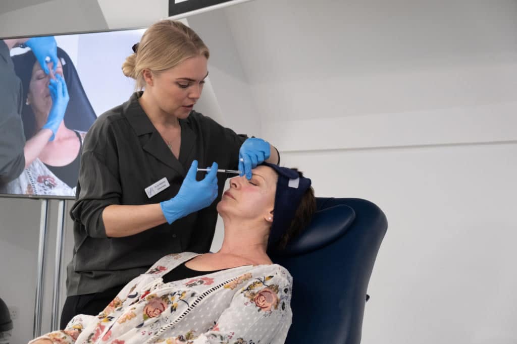 Level 7 Diploma - Dr Jo Hackney treats a patient with botox during an Observation Day