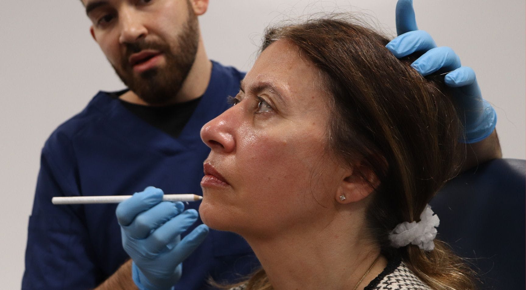 Patient assessment for fillers during aesthetics mentoring Level 7 Diploma in Injectables training