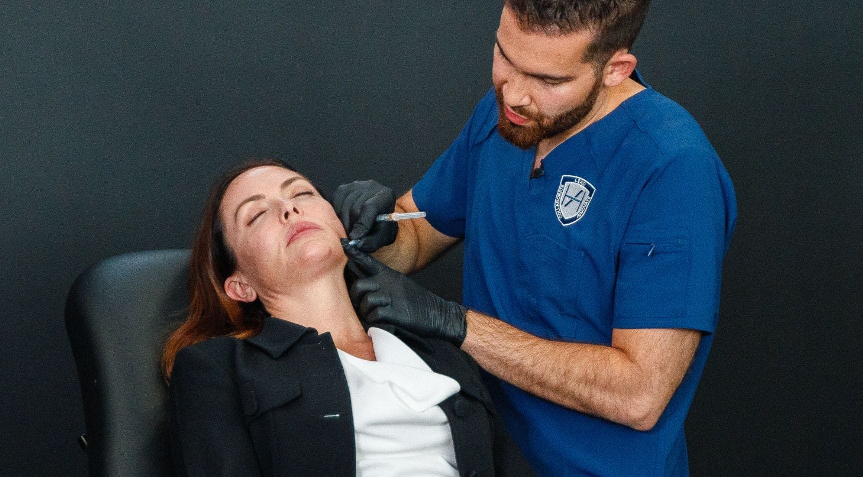 Dr Tristan Mehta Demonstrating
