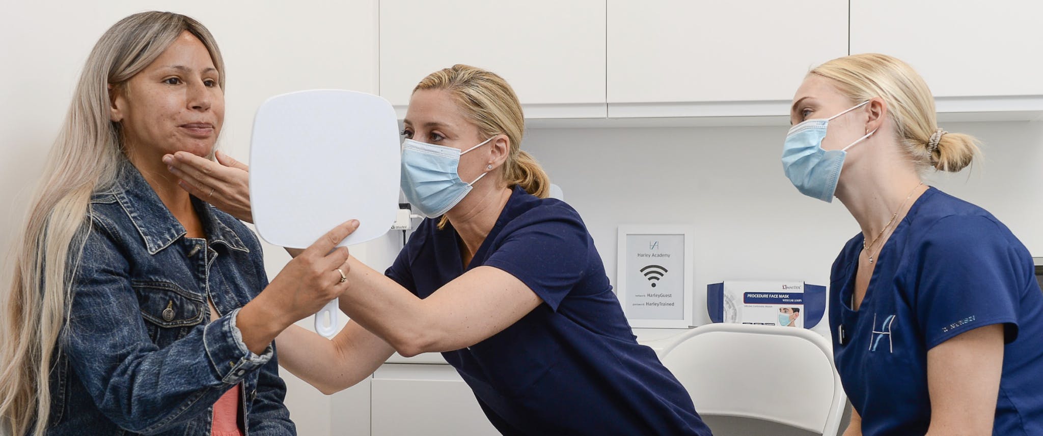 Assessing aesthetics patients faces by face shape