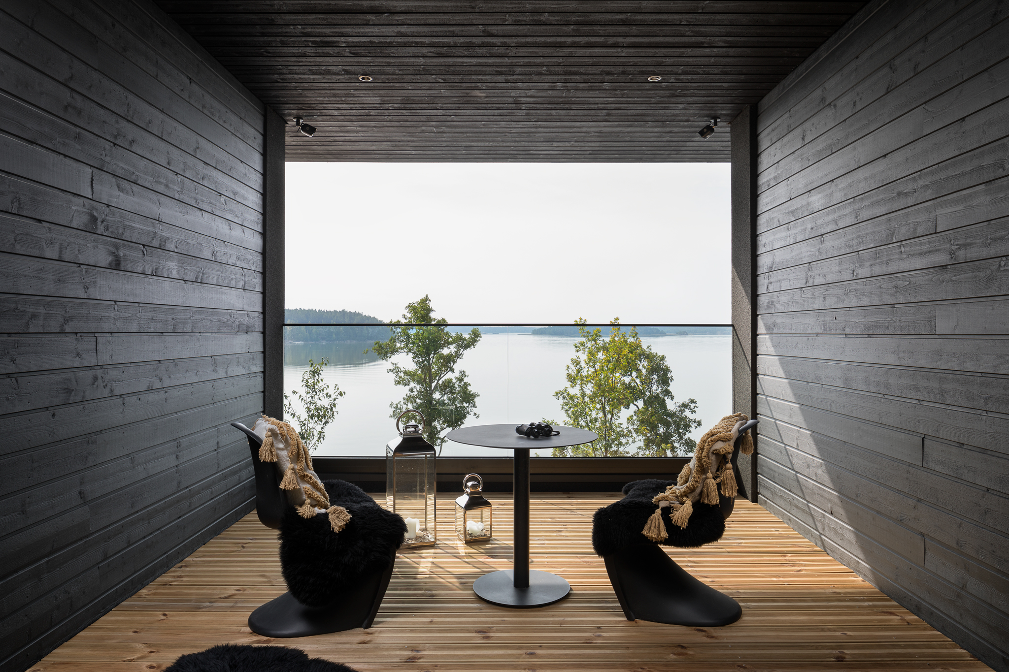 PRIVATE HOUSE XIII · MASKU