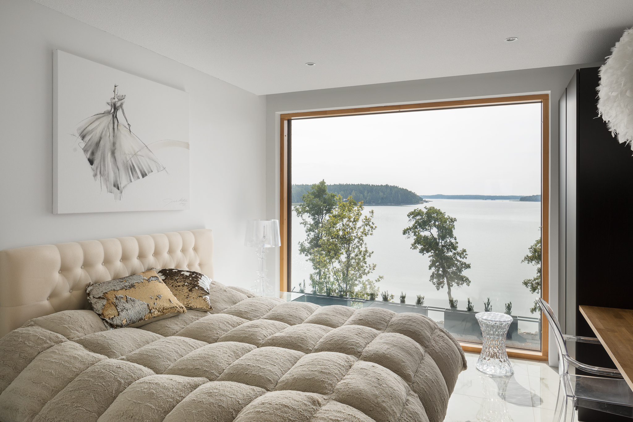 PRIVATE HOUSE XIII · MASKU