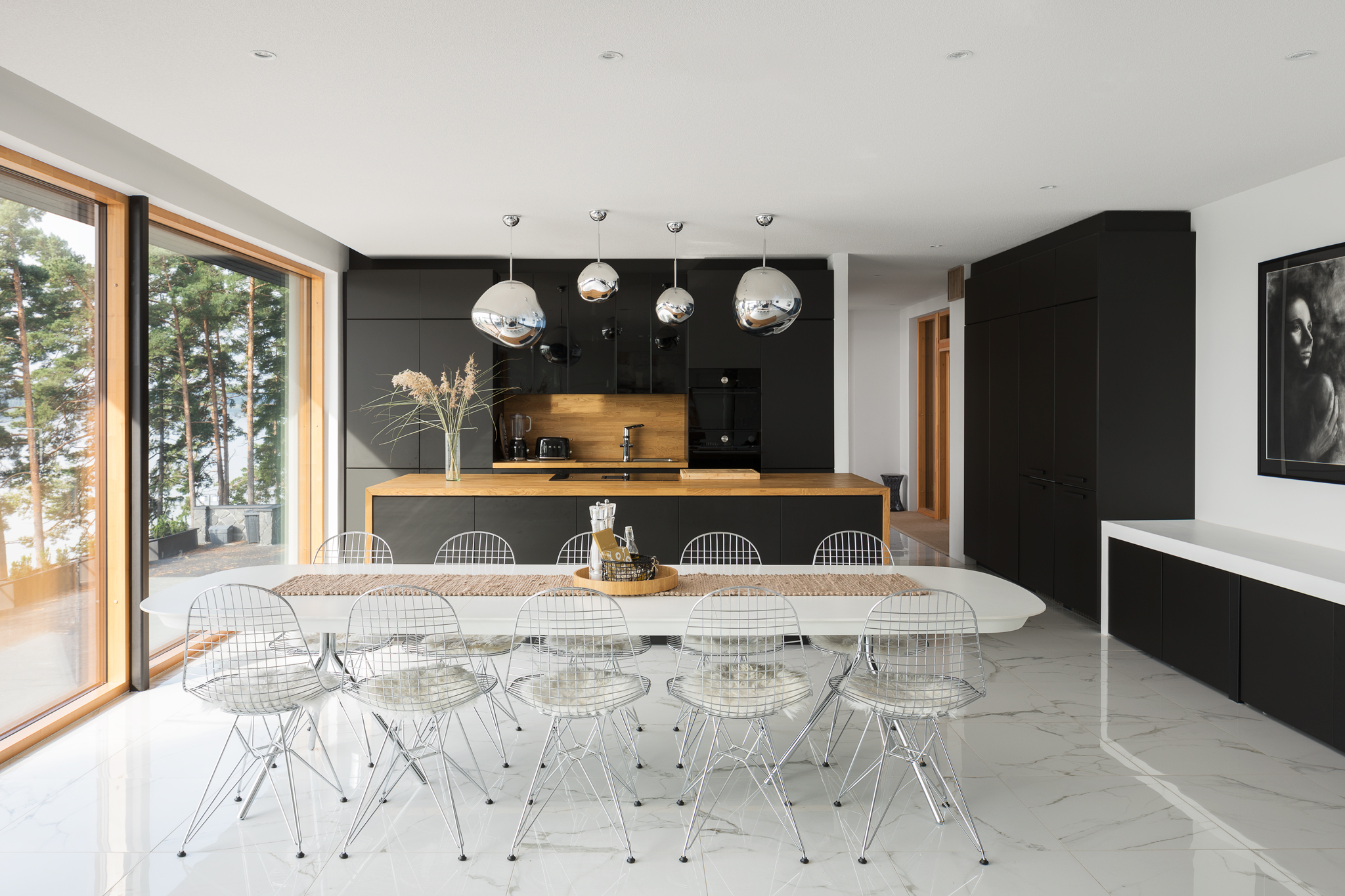 PRIVATE HOUSE XIII · MASKU