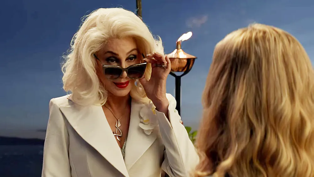 Watch Cher Sing Fernando In Mamma Mia Here We Go Again Trailer