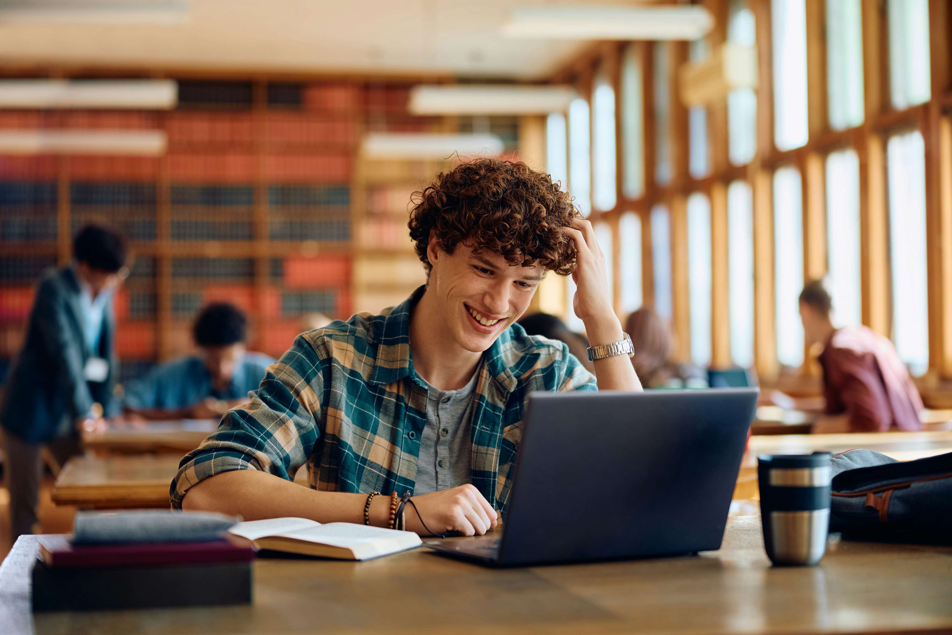 Male student taking the Harvard Medical School Pre-College Online Courses