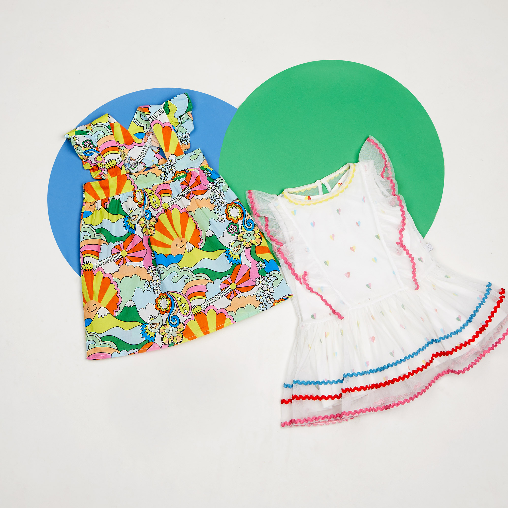 HOW TO DRESS YOUR CHILD FOR A PARTY