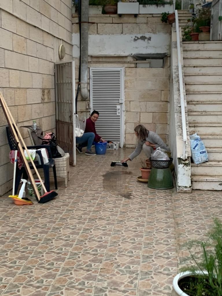 Helping foster parents to move 