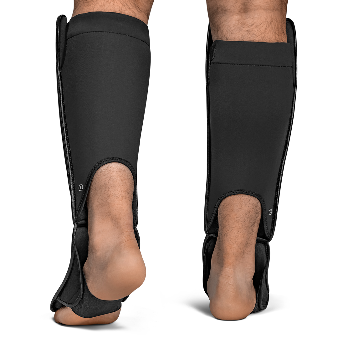 Hayabusa T3 ストライキングシンガード (Shinguards) Hayabusa Shin Guards | T3 Striking Shin Guards for Combat