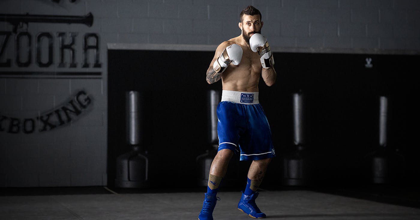Boxing stance: Proper foot placement for balance, power, and quick pivoting.