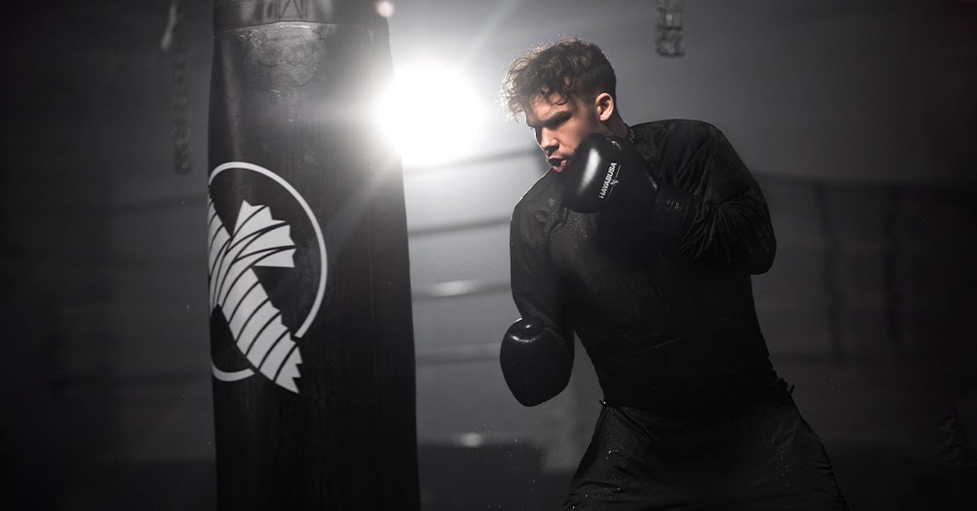 Hayabusa hooded sauna suit as a Compression gear , highlighting sauna suit benefits