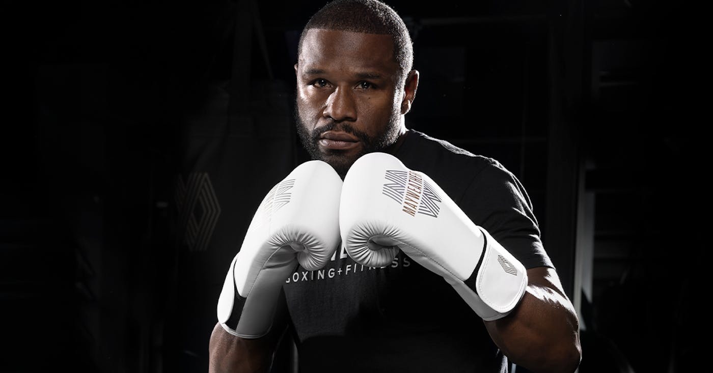Floyd Mayweather: Undefeated Champion and Defensive Boxing Master